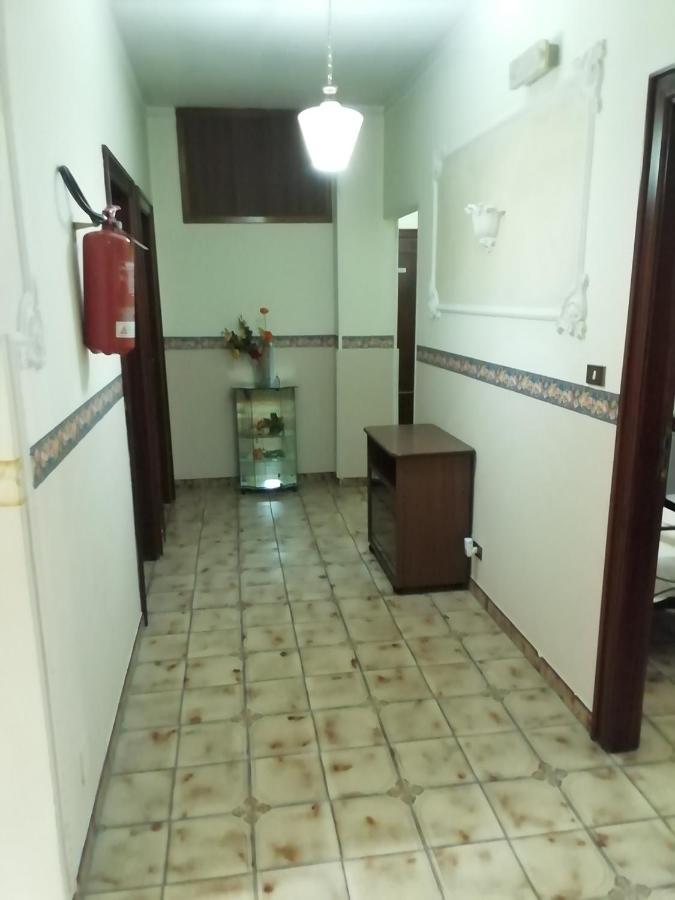 Hotel La Carina Grottaminarda Buitenkant foto